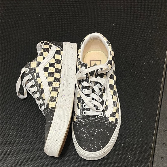 Vans Black and White Checkered Shoes - Picture 3 of 9
